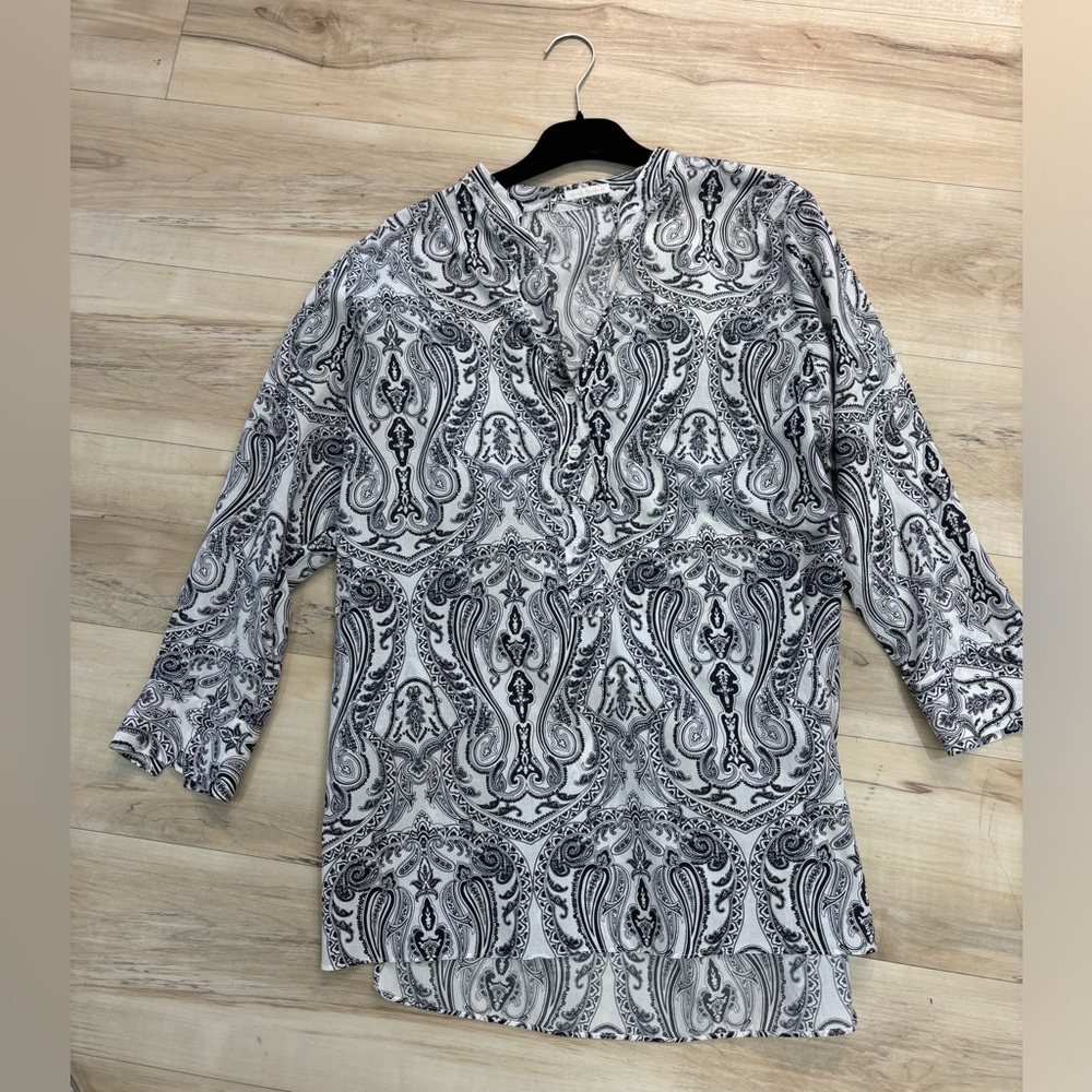 Robert Friedman Black and White Paisley Button Down Shirt